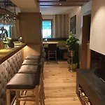 Отель Moarhof