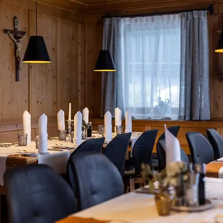 Moarhof Hotel 4*